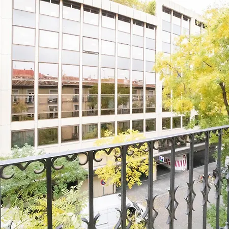 Apartamento con encanto y luz en pleno centro-3
